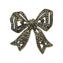 Kurdela Swarovski Taşlı Elmas Montür Yaka İğnesi Broş 03I