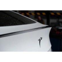 Model Y İle Uyumlu Arka Bagaj Üstü Spoiler Parlak Siyah Piano