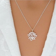 Gümüş Lotus Çiçeği Kolye 487357787