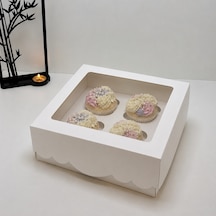 Geniş Aralıklı 4 Lü Cupcake Kutusu