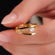Zirkon Taşlı Çelik Tek Taş Alyans, Kararmaz Altın Renk, Parlak Ve Zarif Model Çelik Yüzük 18 Numara / 19 Mm