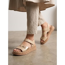 Venüs 26322466y Kadın Hakiki Deri Cırtlı Comfort Sandalet Bej