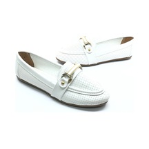 Mehtap Toka Detaylı Delikli Düz Taban Kadın Babet Ayakkabı Beyaz