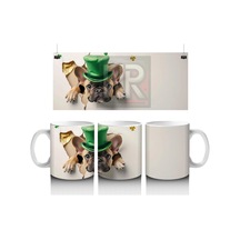 St. Patrick Şapkalı Neşeli Bulldog Baskılı Kahve Kupası Renkli
