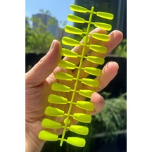 24 Adet Renkli Orta Uzun Küt Takma Tırnak 1135 Limoni Yeşil