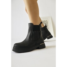 Pava Siyah Topuk Detaylı Çekme Bot 001