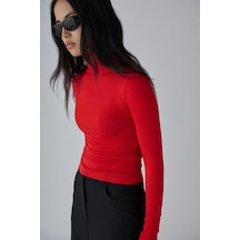 Suud Collection Kırmızı Boğazlı Body