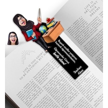 Kişiye Özel Tesettürlü Kadın Öğretmen Karikatürlü Ahşap Kitap Ayr (516349792)