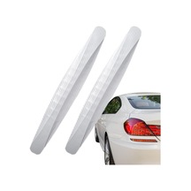 Kyrotech 2 Adet Karbon Fiber Görünümlü Tampon Koruyucu Şerit 40,5 Cm Yapışkanlı Esnek Köşe Koruma Beyaz Renkli, Araç Ön Ve Arka Tampon İçin Çizik Önleyici Şerit, Tüm Araçlara Uyumlu Çok Renkli