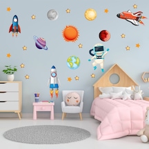 Uzayda Astronot Uzay Mekiği Gezegenler Ve Yıldızlar Duvar Sticker (479975349)