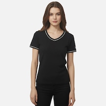 Siyah Fila Kadın Günlük T-shirt Portello Slim V-neck T-shirt Faw1166.80010 siyah Siyah Fila Kadın Günlük T-shirt Portello Slim V-neck T-shirt Faw1166.80010 siyah