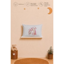 İsme Özel Kız Bebek Yastık Kılıfı 35x45 Cm %100 Pamuk Organik Baskılı İsimli Bebek Hediyesi 1048y
