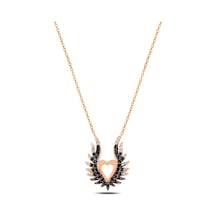 Çekirdekjewelry 925 Ayar Gümüş Siyah Taşlı Melek Kanatlı Kalp Kolye Zirkon Taşlı Şık Ve Zarif Kadın Kolye Pembe