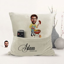 Bk Gift Kişiye Özel Mangal Karikatür Tasarımlı Organizer Kumanda Ve Atıştırmalık Cepli Sarı Kırlent Yastık-1 Arkadaşa Hediye, Cepli Yastık