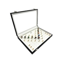 Camlı Tırnaklı Model Yüzük Kutusu Siyah