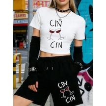 Tarzsokak Yazlık Cin Cin Cheers Baskılı Babby Teet-shirt Şort Kadın Seksi İki Parçalı Set Diz Boyu Pantolon Beyaz
