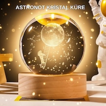 5 Cm 3d Kristal Astronot Küre Lamba Dekoratif Led Işıklı Ahşap Stand Çok Renkli