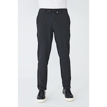Siyah İnce Çizgili Jogger Spor Erkek Pantolon Siyah İnce Çizgili Jogger Spor Erkek Pantolon