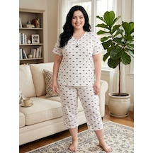 Büyük Beden Kısa Kollu Yumuşak Tuşeli Likralı Kapri Pijama Takımı Siyah Beyaz
