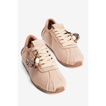 Mubiano Kadın Süet Sneaker Arka Lastikli Aksesuarlı Spor Ayakkabı Moya Bej Bej Süet