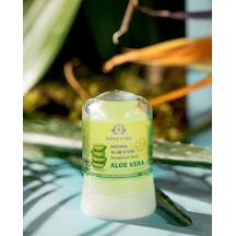 Madame Coco Repertoire Aloe Vera Naturel Alum Stone Stick Deodorant 45 G