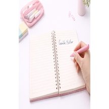 Kurdele Desenli Pembe Sert Kapak Spiralli Kareli Defter 17x24cm 120 Yaprak 1 Adet Not Defteri Okul Büro Ofis Defteri