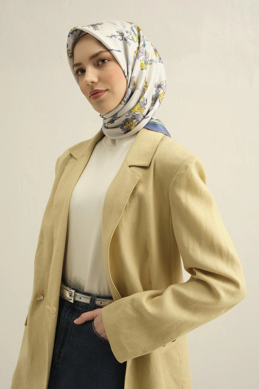 Armine Çiçek Desenli Saf İpek Sura Eşarp 9316d 83 İndigo