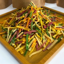 Emt Gıda Karışık Sebzeli Erişte 1000 Gr