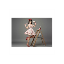 Retro Tarzda Kadın Model Mdf Tablo