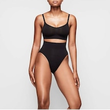 Siyah