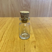 Tıpalı Cam Şişe Tıpalı Cam Şişe10 x 6 ML