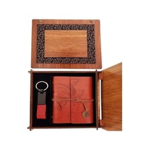 Lb Dekoratif Ahşap Kutulu Kahverengi Deri Defter Ve Anahtarlık Set