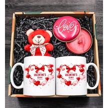 Sevgililer Gününe 2'li Beyaz Kupa & Peluş Ayıcık & Metal Love Mum Hediye Seti