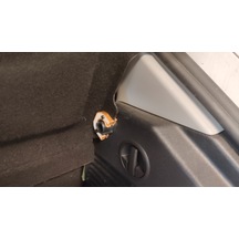 Audi A1 Yük Kapağı Klipsi