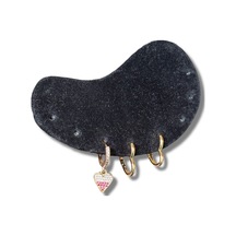 Üçlü Kalpli Mor Taşlı Çelik Küpe Sarı