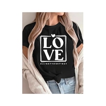 Medinenur Love Yazı Baskılı Basic T-shirt Siyah