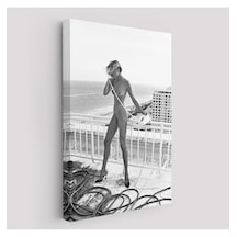 Harita Sepeti Helmut Newton, Telefonla Konuşan Kadın, Celia Miami Dekoratif Kanvas Duvar Tablosu-5260-50x70