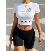 Tarzsokak Sıcak Tatlı Numarası 78 Büyük Baskılı Babby Tees Şort Kadın Yaz İki Parçalı Set T-shirt Pantol Beyaz