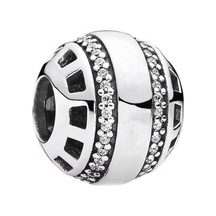Nur Silver Taş Detay Yuvarlak Gümüş Charm Nur-bl00162
