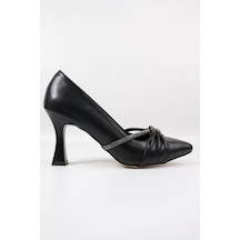 Trendayakkabı - Siyah Önü Taş Detaylı Kadeh Topuklu Kadın Ayakkabı