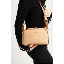 Just Polo Kadın Günlük Kullanıma Uygun Su Geçirmez Lüks Ve Şık Omuz Çantası Shoulder Bag Kum - Taba Just Polo Kadın Günlük Kullanıma Uygun Su Geçirmez Lüks Ve Şık Omuz Çantası Shoulder Bag Kum - Taba