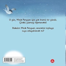 Minik Penguen Yüzmeyi Öğreniyor
