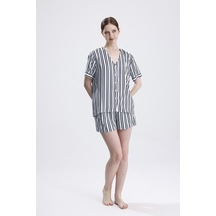 Laperissa Kadın Çizgili Şortlu Pijama Takımı Kısa Kollu, Önden Düğmeli, Yazlık Ev Giyim Çok Renkli Laperissa Kadın Çizgili Şortlu Pijama Takımı Kısa Kollu, Önden Düğmeli, Yazlık Ev Giyim Çok Renkli