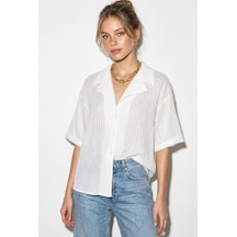 Kadın Kendinden Çizgili Açık Yaka Oversize Kısa Kol Gömlek 60282055 - Beyaz