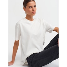 Dilvin Dekoratif Dikişli Bisiklet Yaka Tshirt Ekru