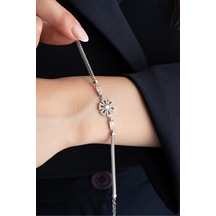Çekirdekjewelry 925 Ayar Gümüş Parlak Taşlı Modern Kadın Bileklik Gri
