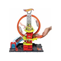 Hot Wheels Çember Pistli İtfaiye İstasyonu