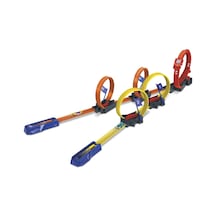 Hot Wheels Çok Çemberli Yarış Oyun Seti