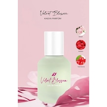 Farmasi Velvet Blossom Kadın Parfüm EDP 50 ML