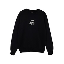 No Bad Vibes Baskılı Sweatshirt Siyah